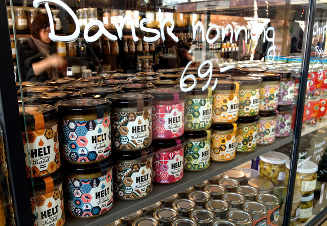 秦嶺土蜂蜜包裝設(shè)計(jì)參考(圖11) 秦嶺土蜂蜜包裝設(shè)計(jì)參考(圖11)