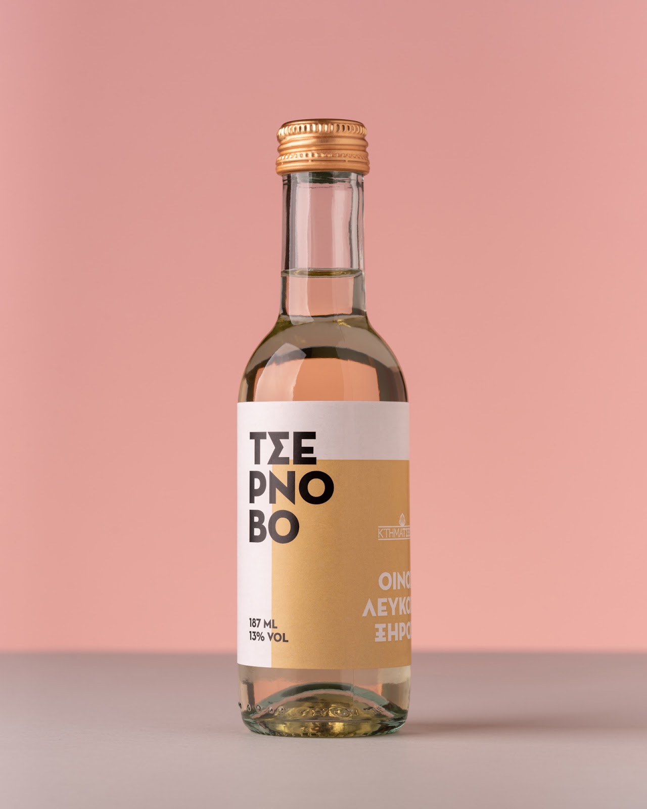 小瓶葡萄酒包裝設計(圖2) 小瓶葡萄酒包裝設計(圖2)