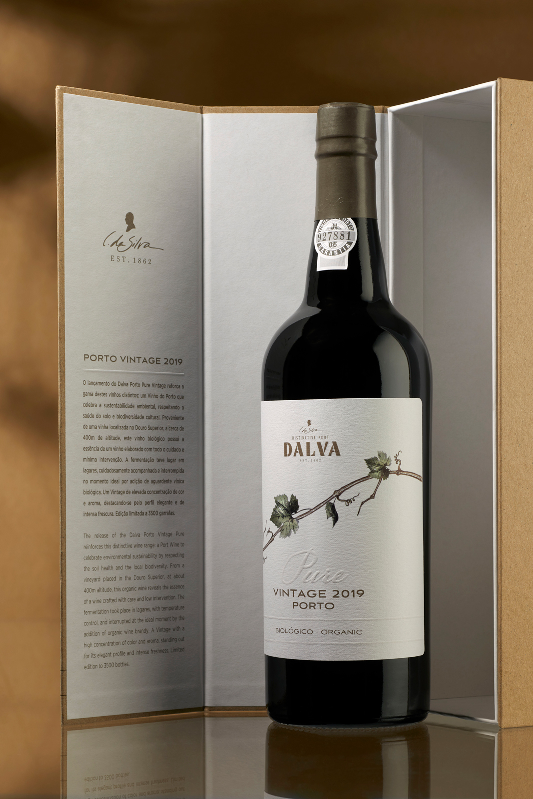 簡約設計的葡萄酒包裝設計欣賞(圖3)