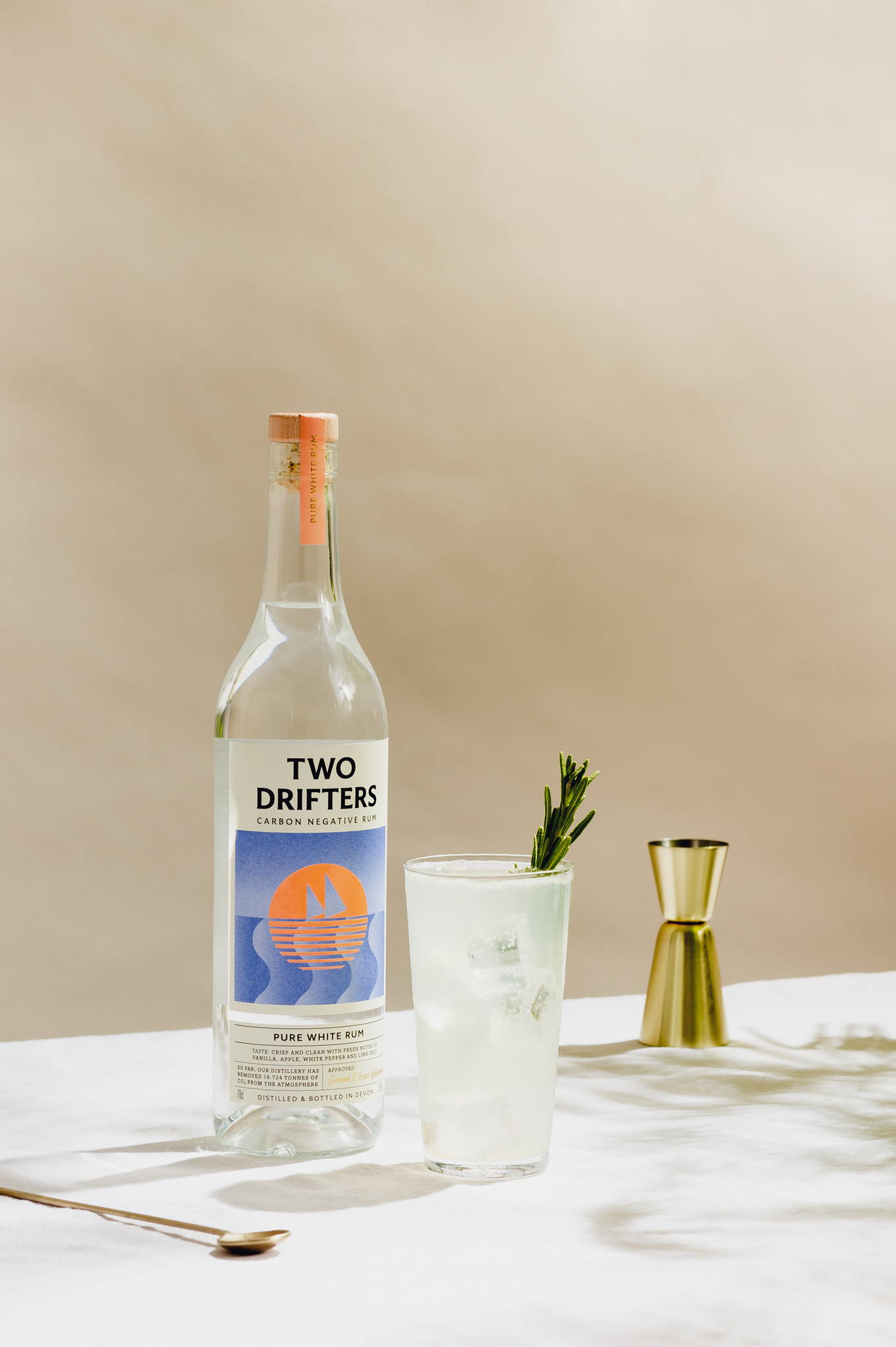 ?Two Drifters朗姆酒創(chuàng)意包裝設(shè)計(jì)參考(圖4)