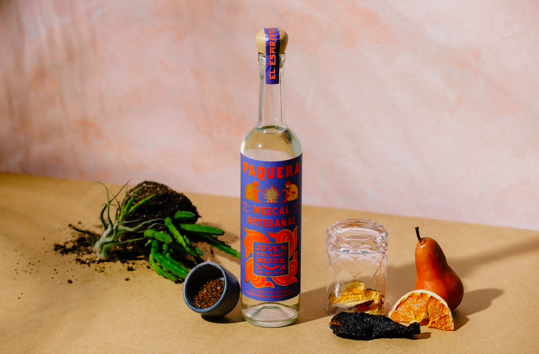 Paquera龍舌蘭酒包裝設(shè)計靈感來源手工美學(xué)(圖2) Paquera龍舌蘭酒包裝設(shè)計靈感來源手工美學(xué)(圖2)