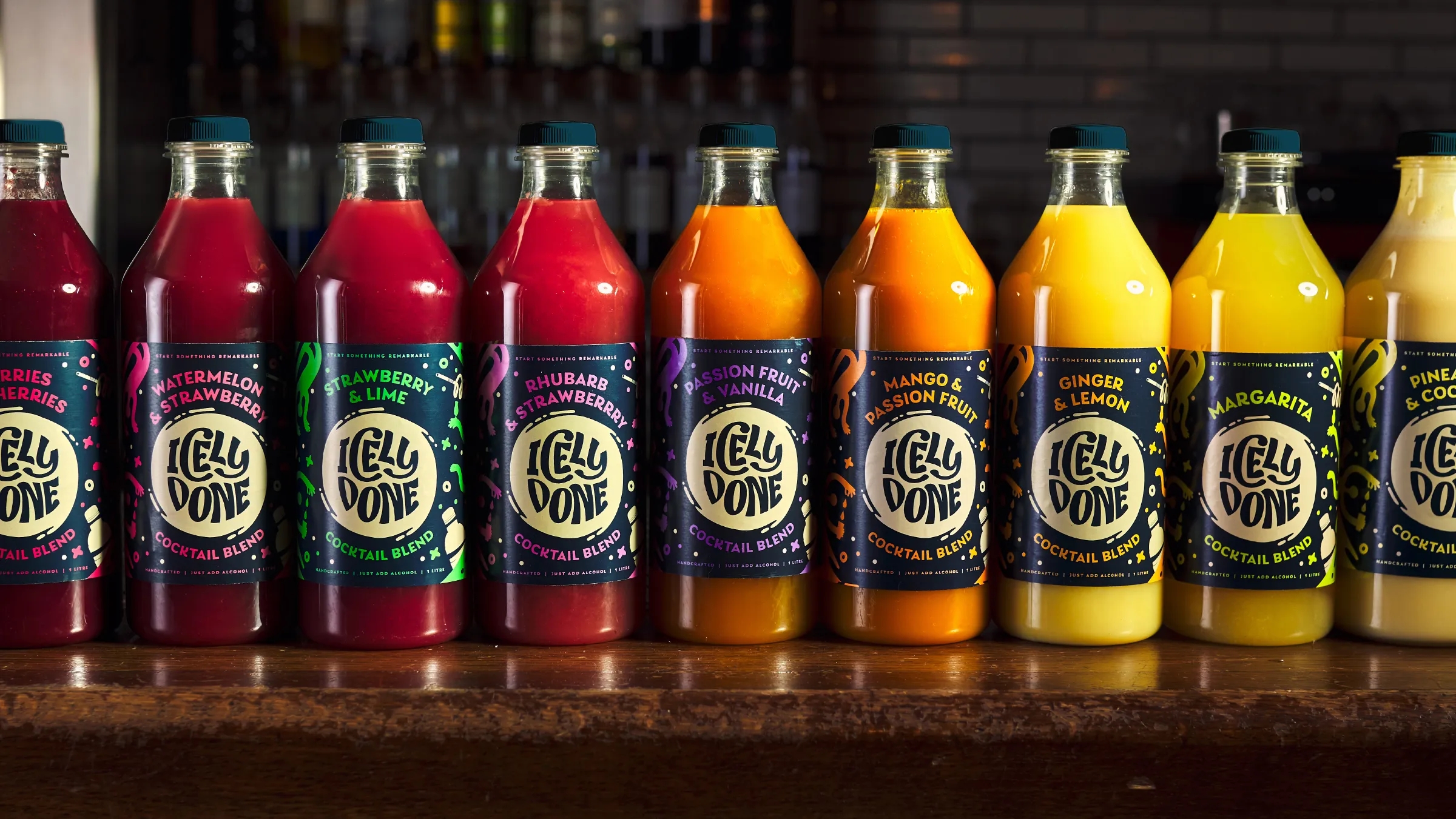 充滿活力和沖擊力的雞尾酒包裝設(shè)計(jì)欣賞(圖1) 充滿活力和沖擊力的雞尾酒包裝設(shè)計(jì)欣賞(圖1)