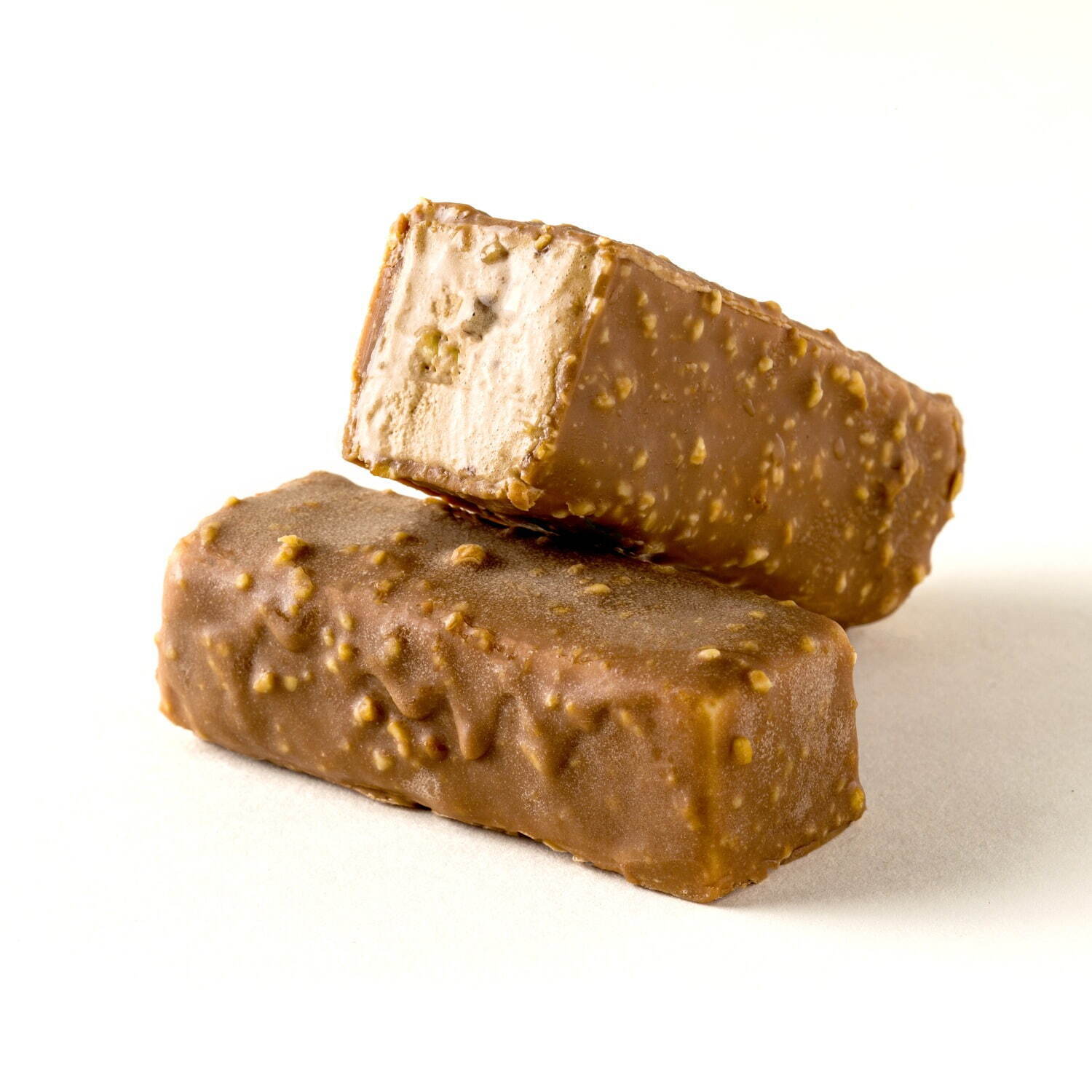 新質(zhì)地冰甜點(diǎn)，提拉米蘇和覆盆子撻味(圖3)