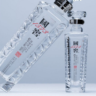 創(chuàng)意酒包裝設(shè)計君耀濃香型白酒禮盒裝產(chǎn)品包裝設(shè)計欣賞(圖4) 創(chuàng)意酒包裝設(shè)計君耀濃香型白酒禮盒裝產(chǎn)品包裝設(shè)計欣賞(圖4)