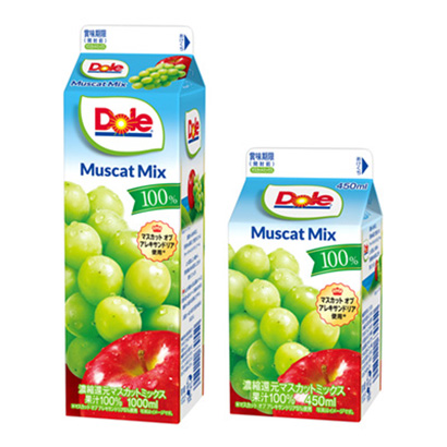 麝香混合料雪印梅格牛奶果實清涼飲料包裝設(shè)計(圖1)